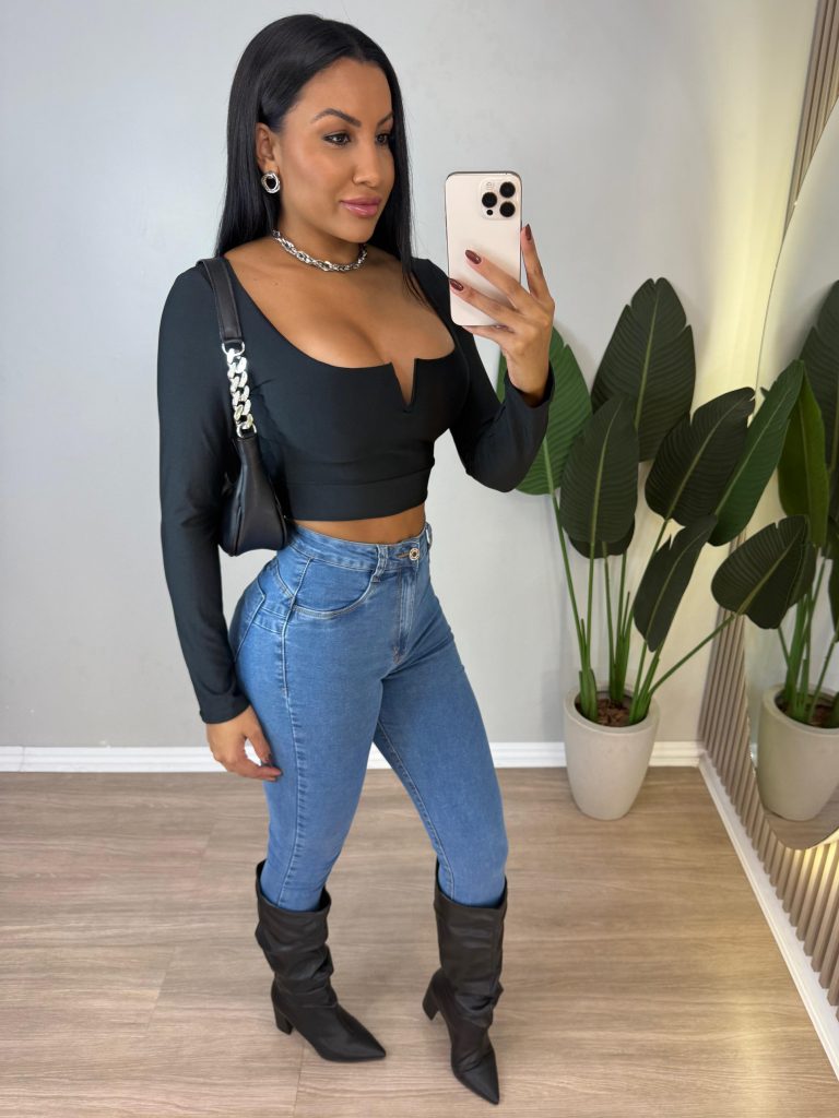 lady lÚ (lyane) lady lÚ (lyane)