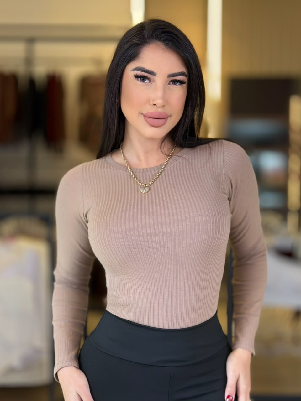 blusa canelada (cÁqui)