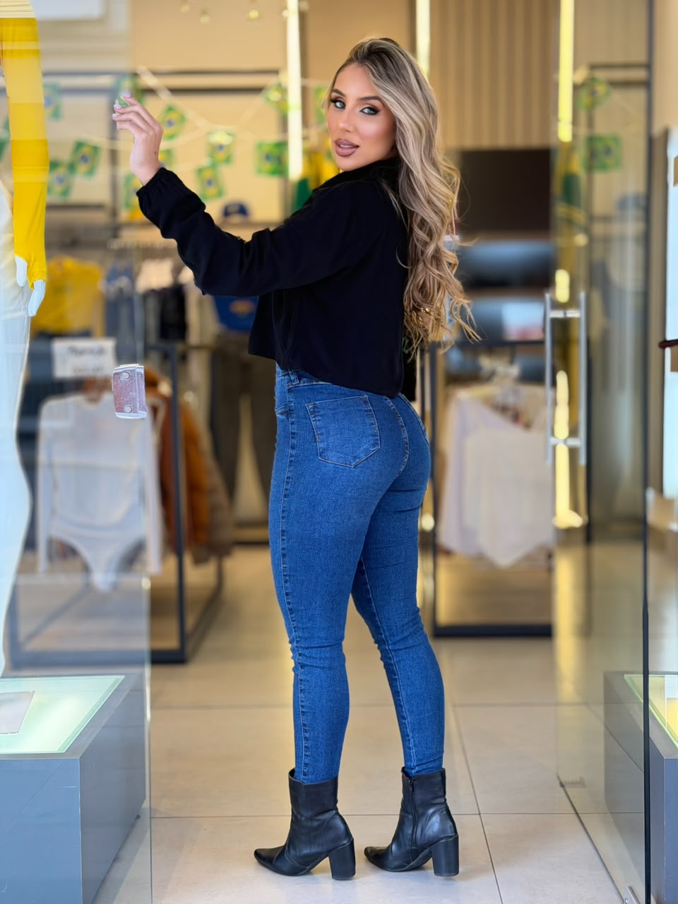 calÇa jeans melinda (lavagem escura)