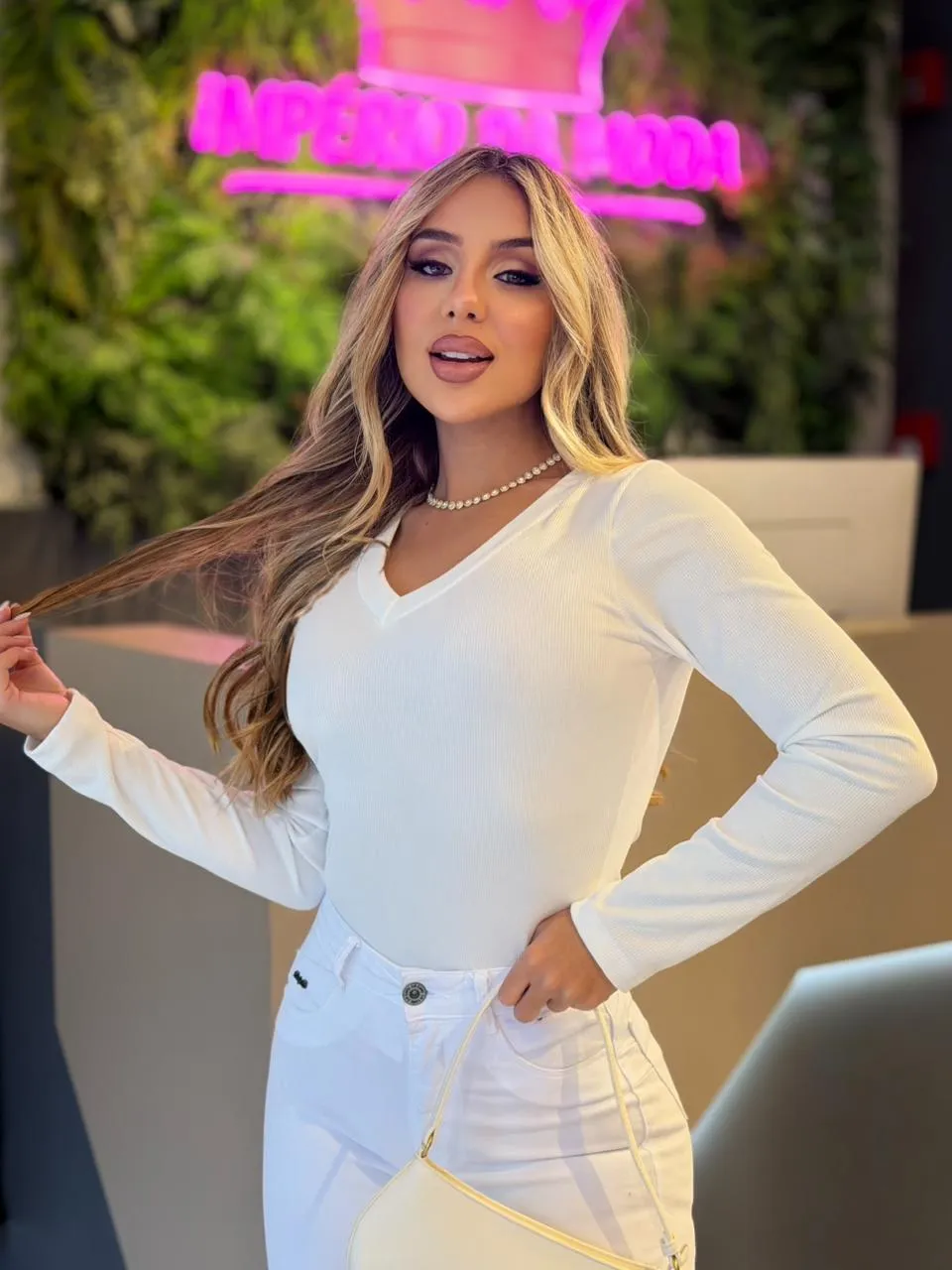 blusa tÉrmica gola v (branco)