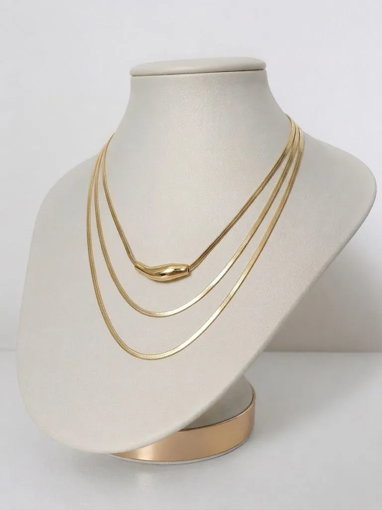 colar (dourado)
